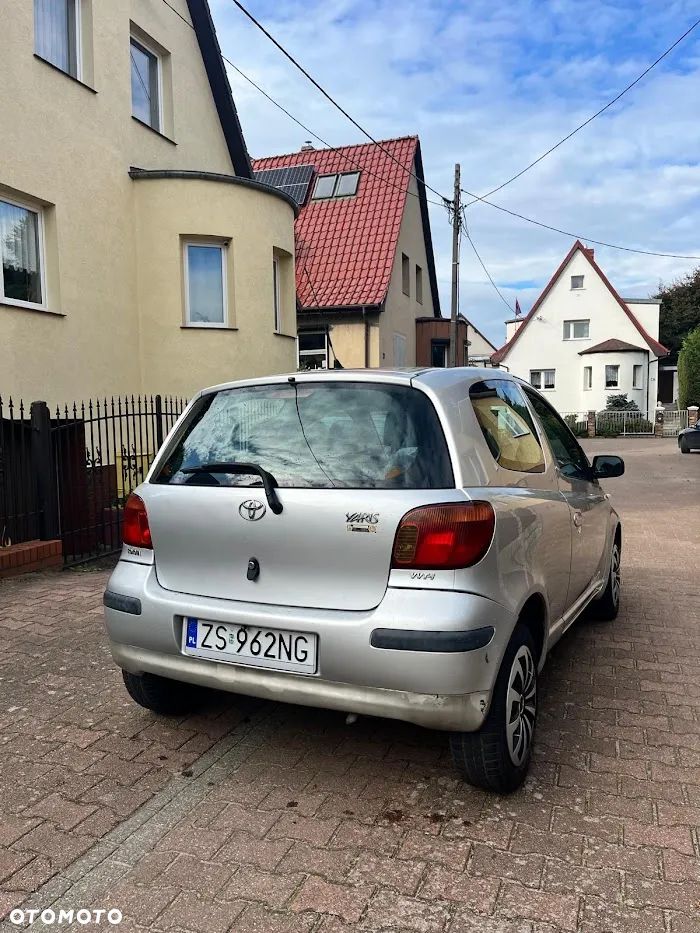 Toyota Yaris - 3