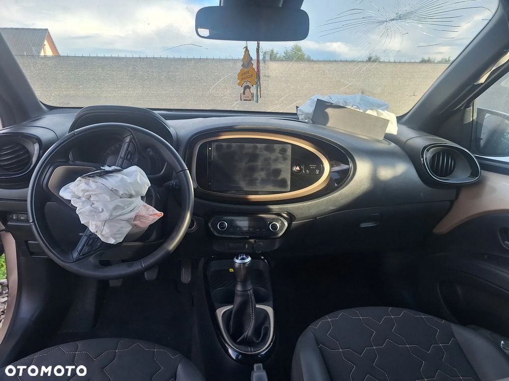 Toyota Aygo X Limited - 15