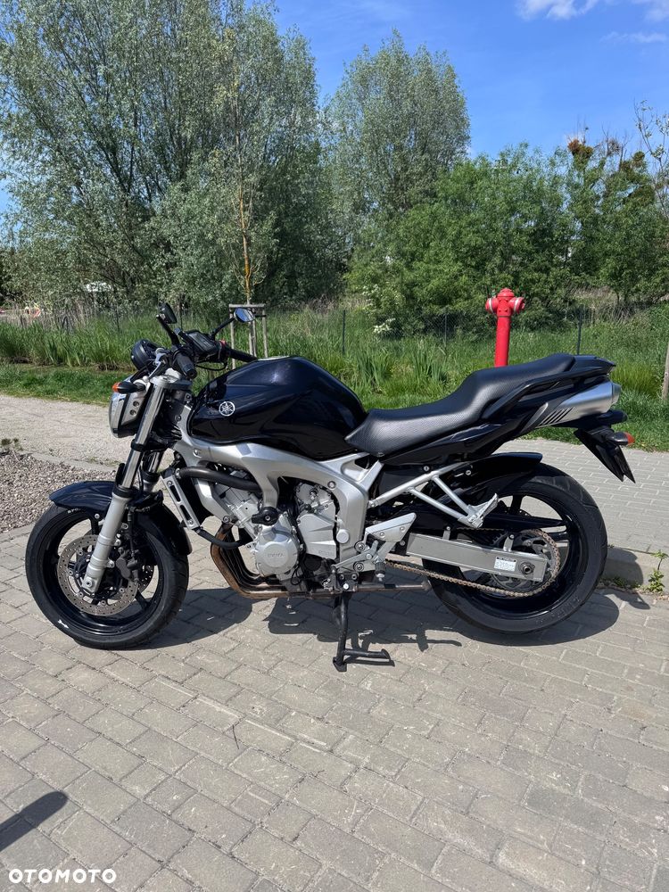 Yamaha FZ6 - 2