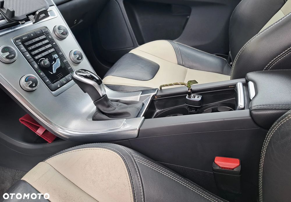 Volvo XC 60 D3 Drive-E Summum - 23