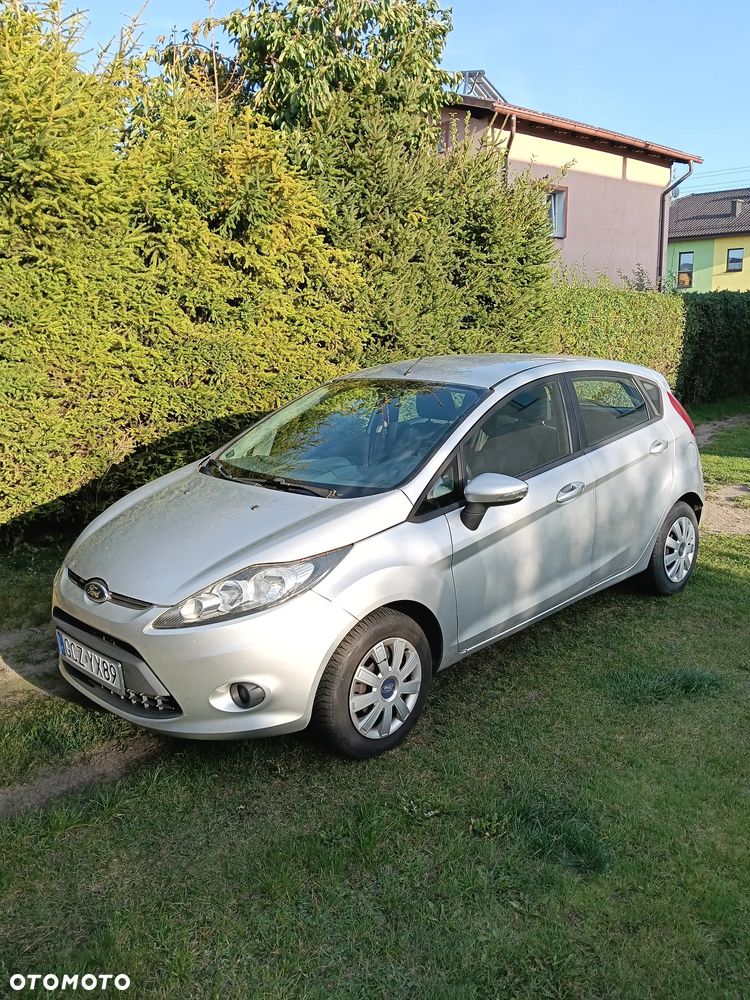 Ford Fiesta 1.25 Ambiente - 2