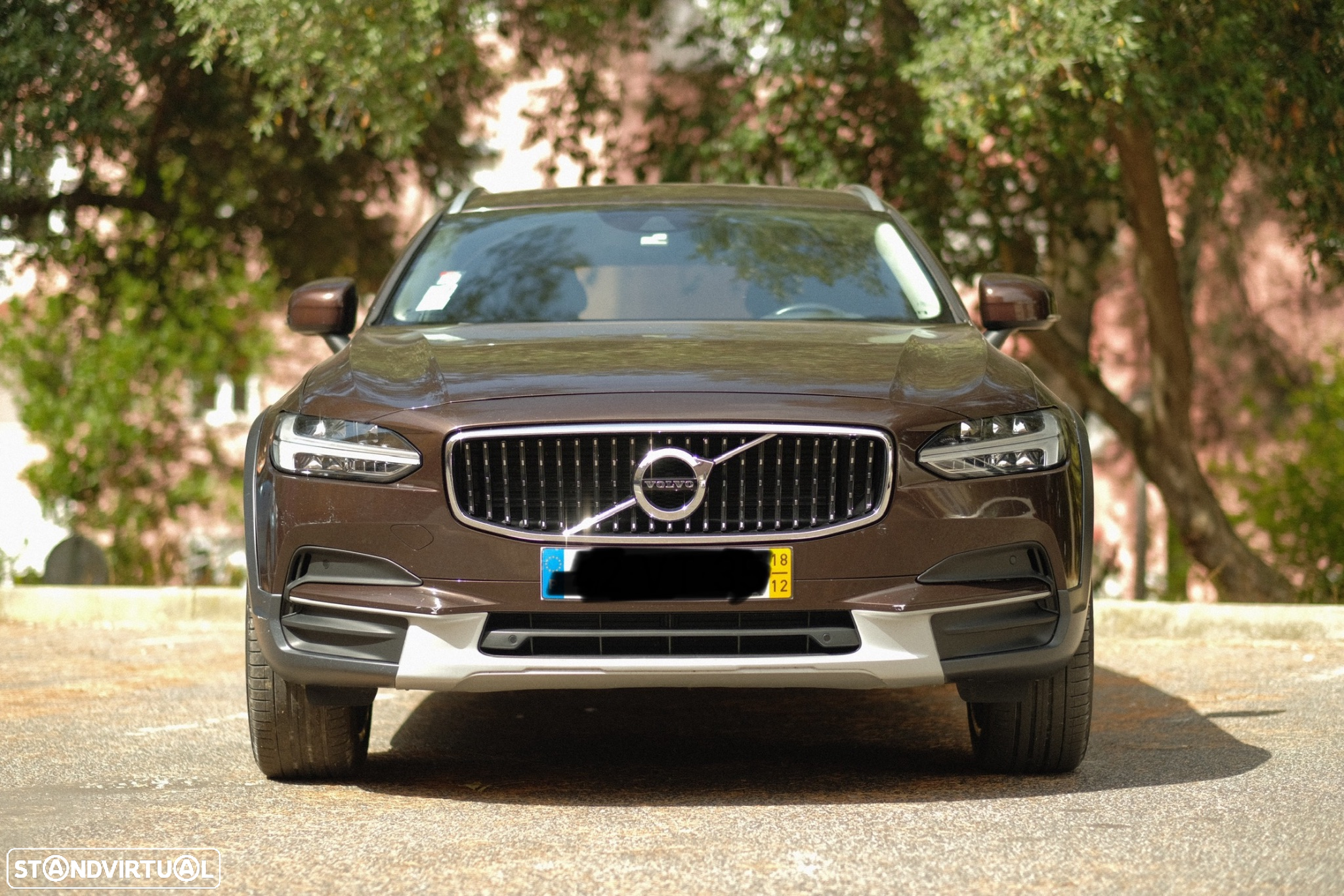 Volvo V90 Cross Country 2.0 D4 AWD Geartronic - 2