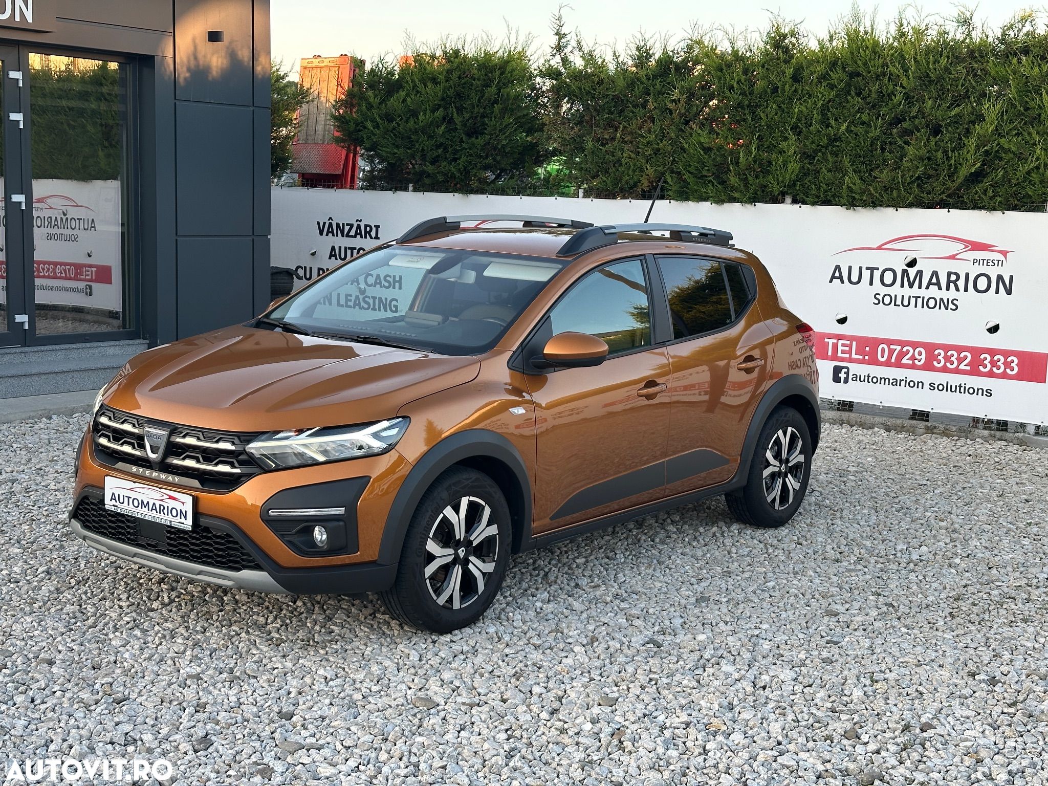 Dacia Sandero Stepway ECO-G 100 MT6 Comfort - 1