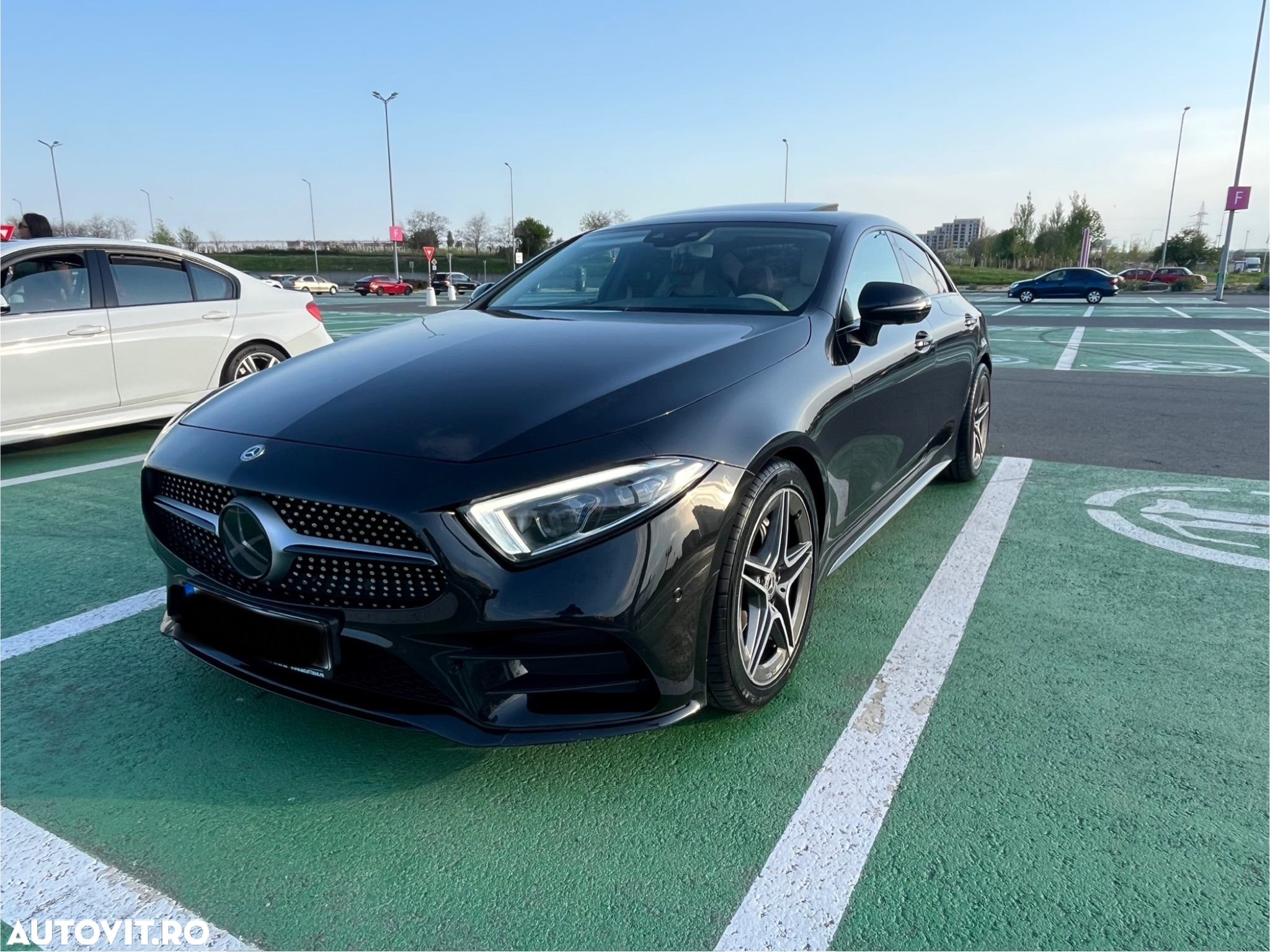 Mercedes-Benz CLS 350 d 4Matic 9G-TRONIC AMG Line - 4