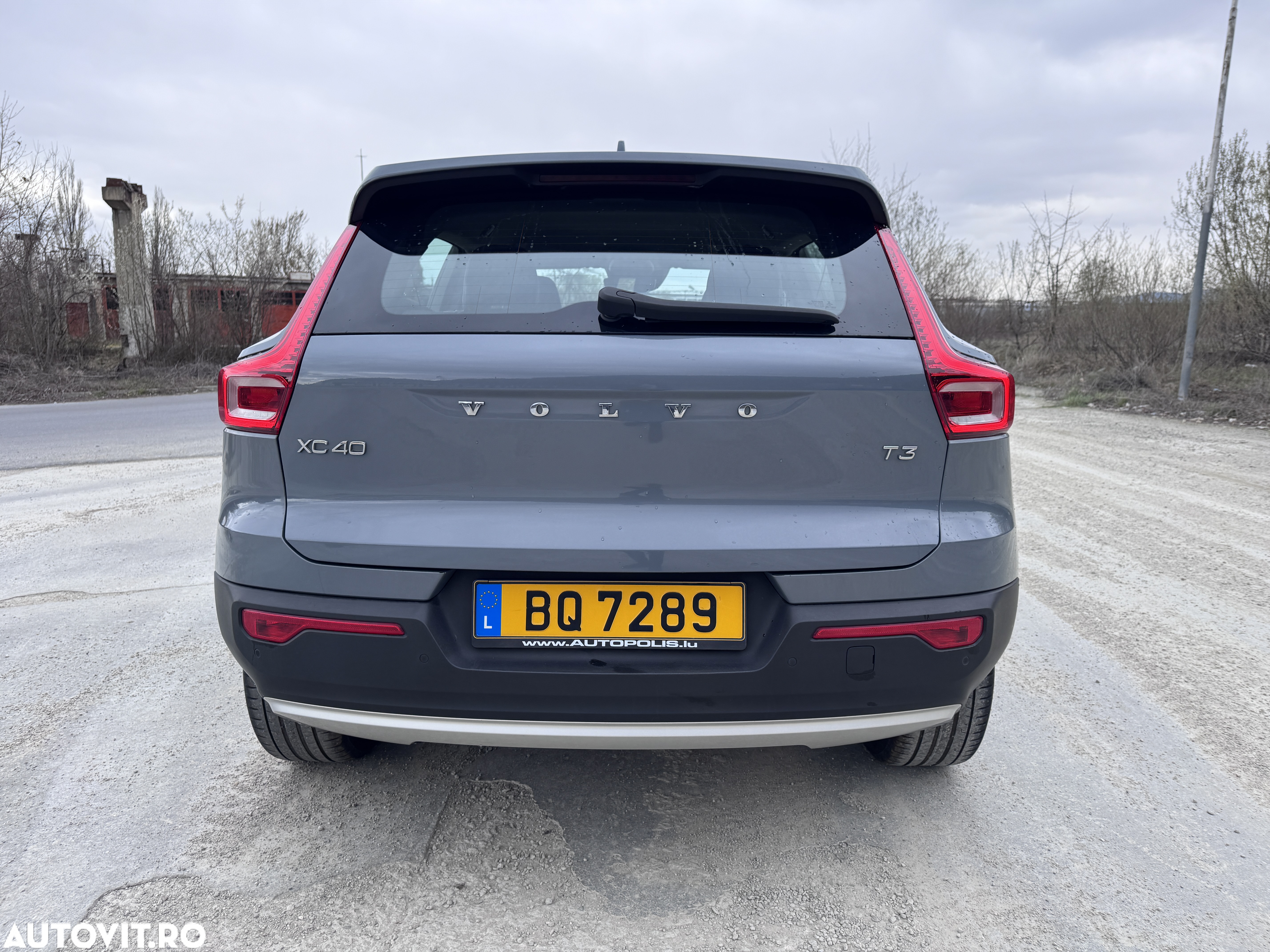 Volvo XC 40 T3 Geartronic Momentum - 13