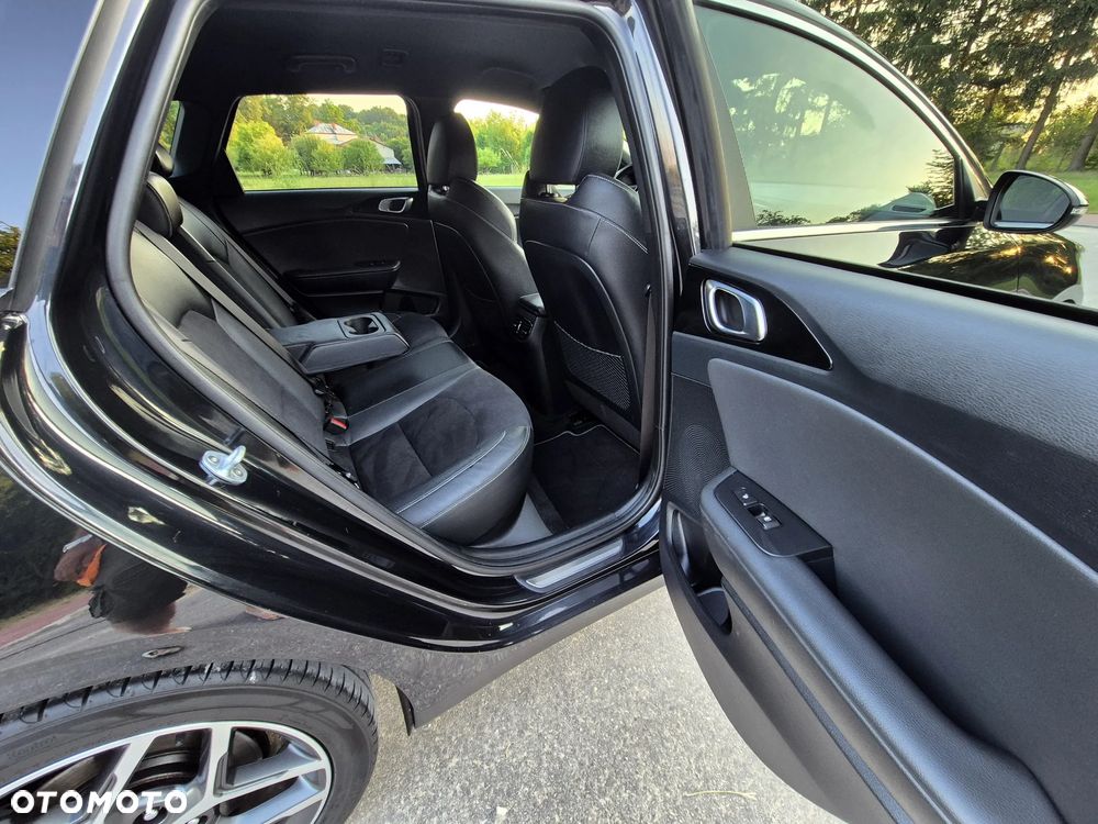 Kia Ceed 1.4 T-GDI OPF GT Line - 33