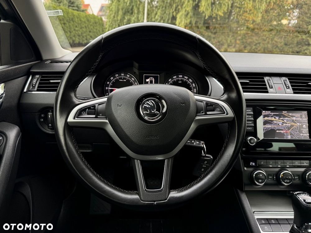 Skoda Octavia 2.0 TDI DSG Style - 21