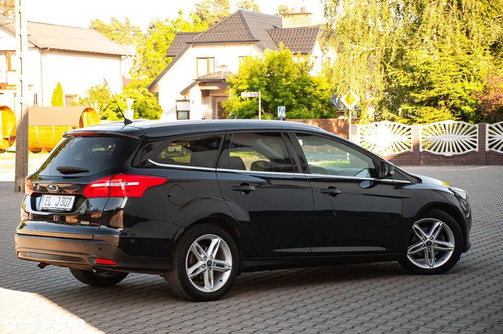 Ford Focus 1.0 EcoBoost Connected - 25