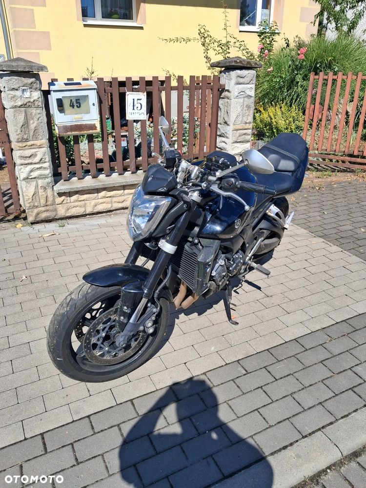 Yamaha FZ - 6