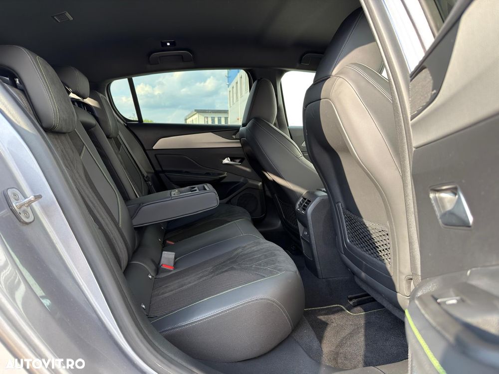 Peugeot 308 PureTech 130 GPF EAT8 Stop & Start GT - 15