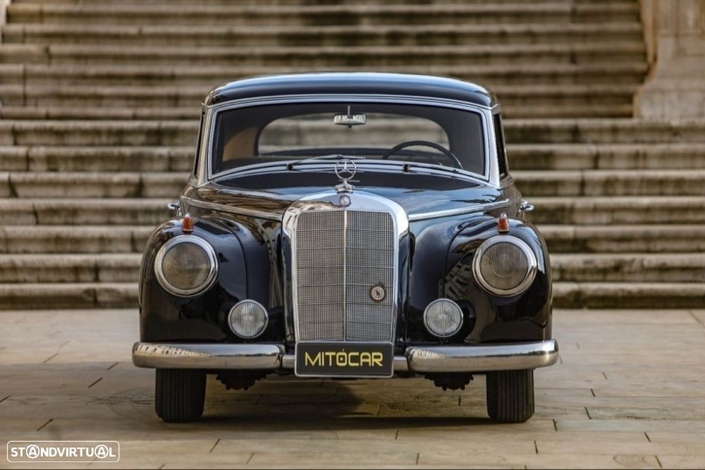 Mercedes-Benz 300 - 2