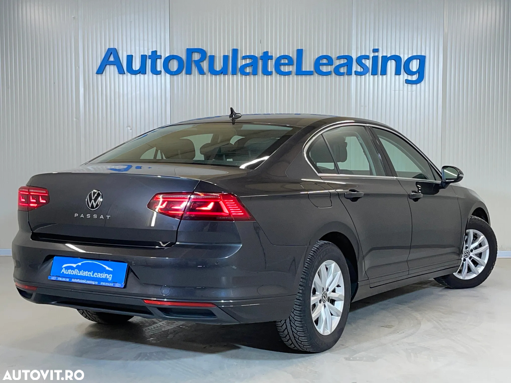 Volkswagen Passat 2.0 TDI DSG Comfortline - 3