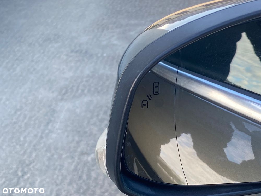 Ford Mondeo 2.0 TDCi Titanium - 25