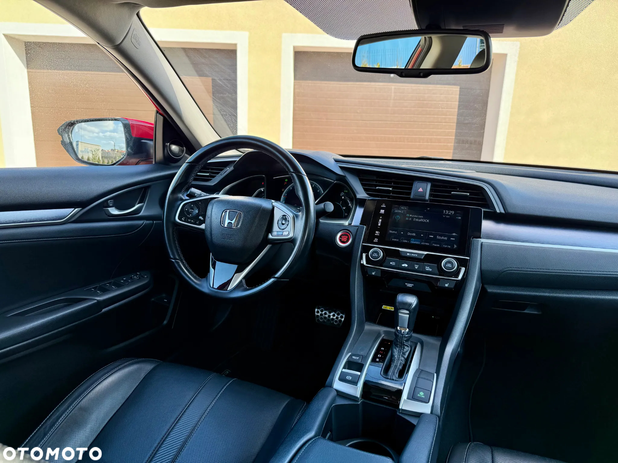 Honda Civic 1.5 i-VTEC Turbo CVT Sport - 32