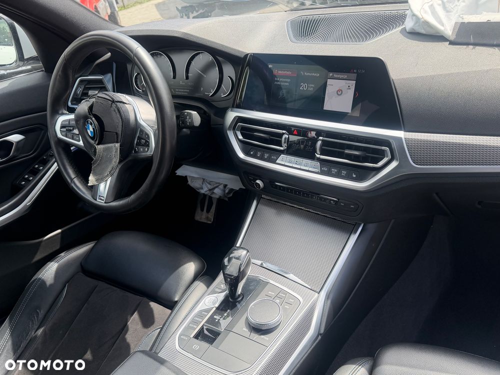 BMW Seria 3 330d xDrive M Sport sport - 15