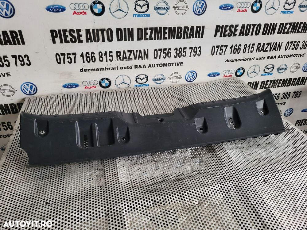 Ornament Fusta Spate Bmw F10 Dezmembrez Bmw F10 F11 LCI M Paket Cod Motor N55B30 3.0 3.5 4.0 Benzin - 3