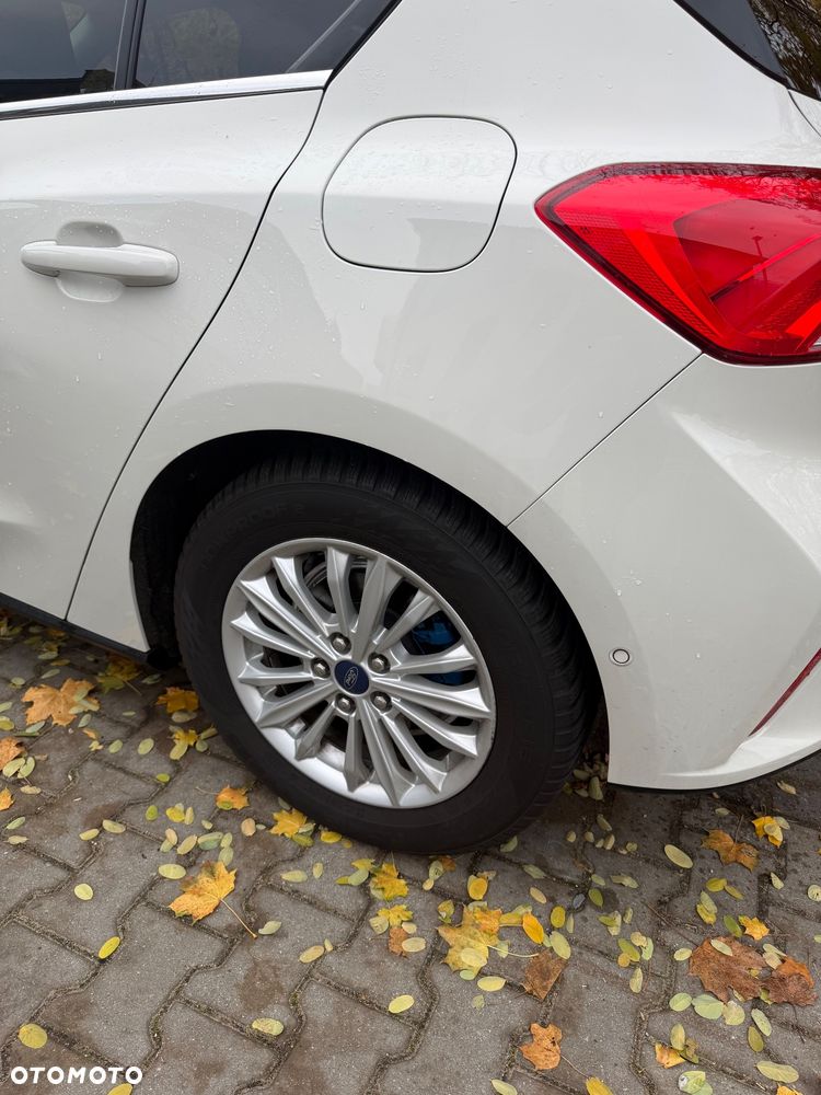 Ford Focus 1.0 EcoBoost mHEV Active - 6