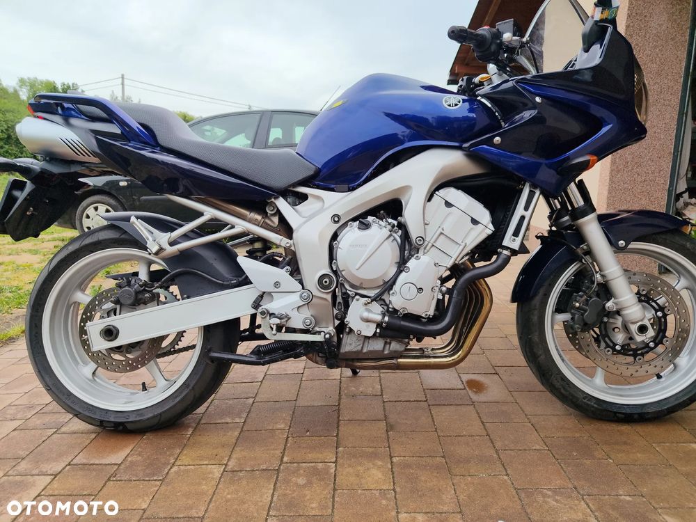 Yamaha FZ6 - 8