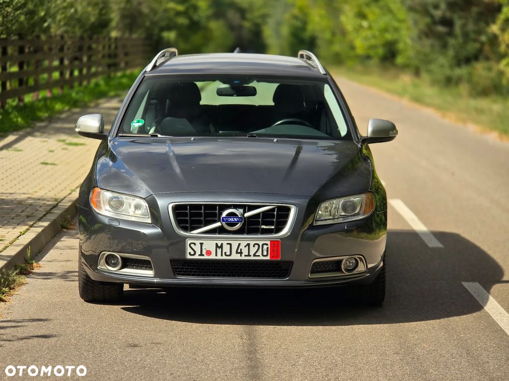 Volvo V70 2.0T Powershift RDesign - 11