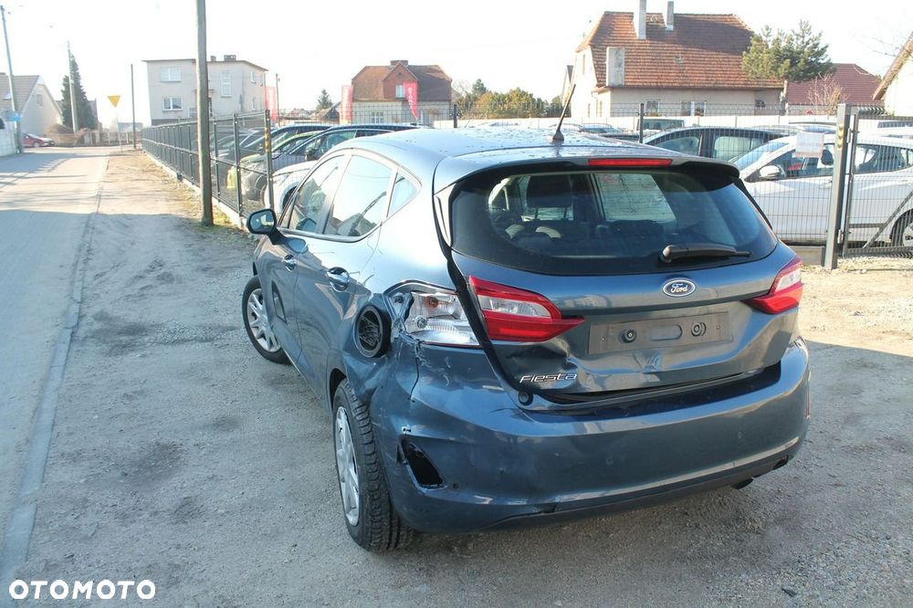 Ford Fiesta - 7