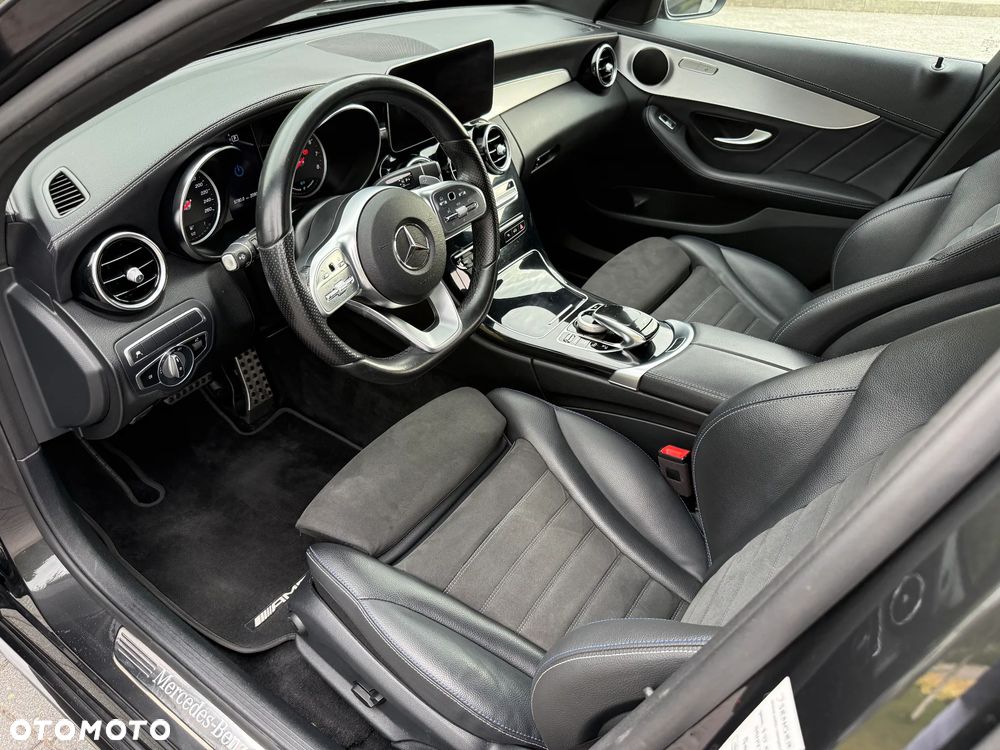 Mercedes-Benz Klasa C 300 e 9G-TRONIC AMG Line - 24