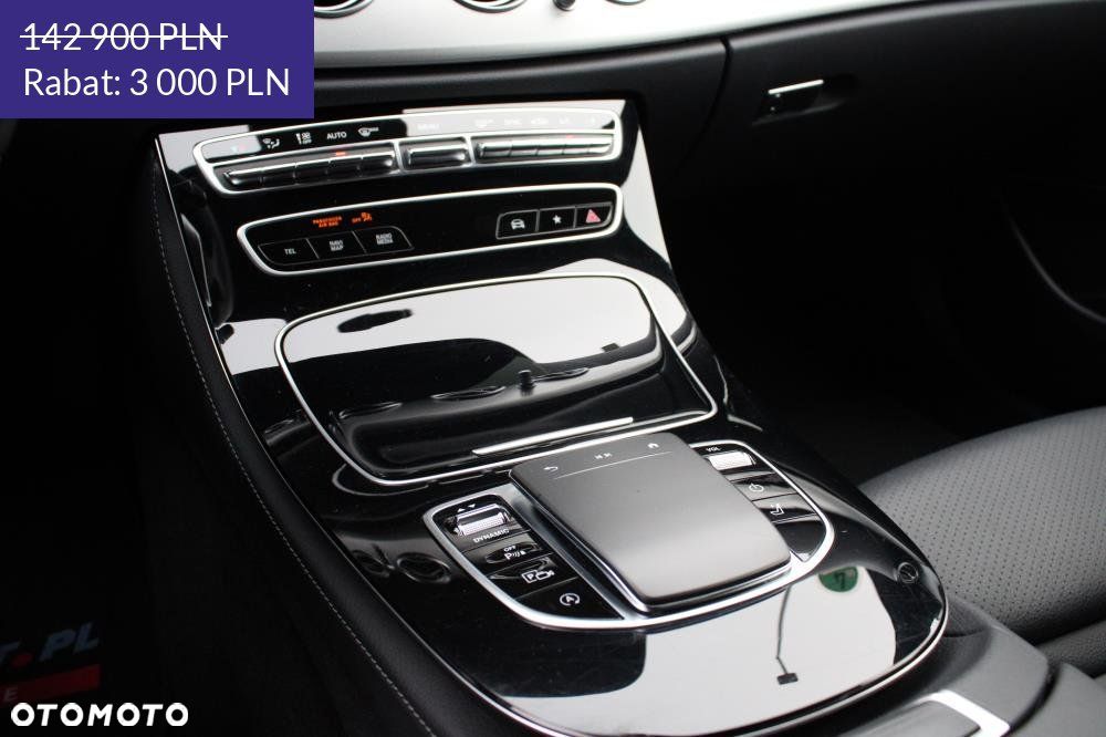 Mercedes-Benz Klasa E - 23