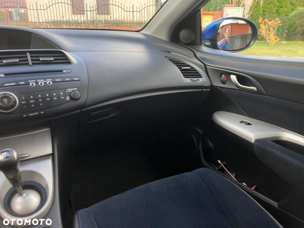 Honda Civic 1.8 Comfort - 11