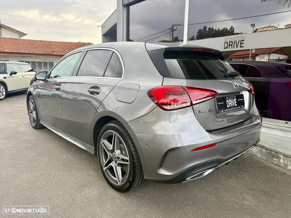 Mercedes-Benz A 250 e AMG Line - 6