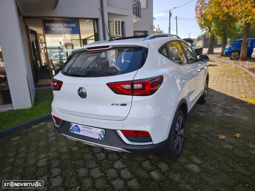 MG ZS EV Luxury - 7