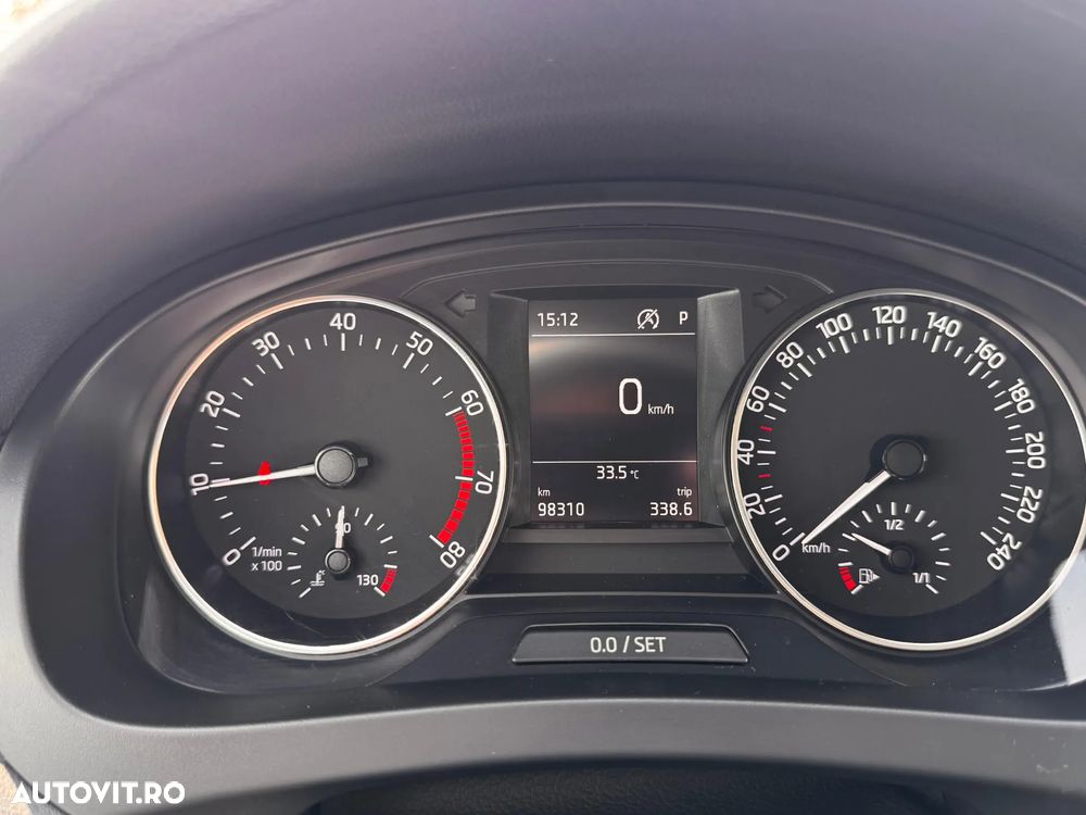 Skoda RAPID 1.4 TSI DSG Ambition - 1