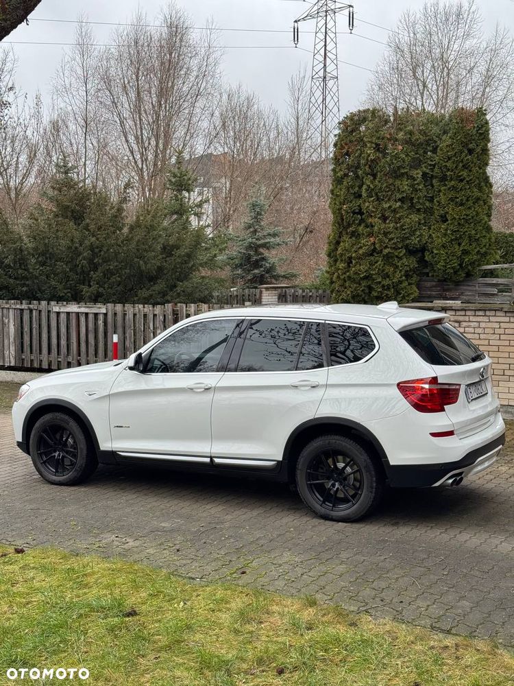 BMW X3 xDrive28i xLine - 3