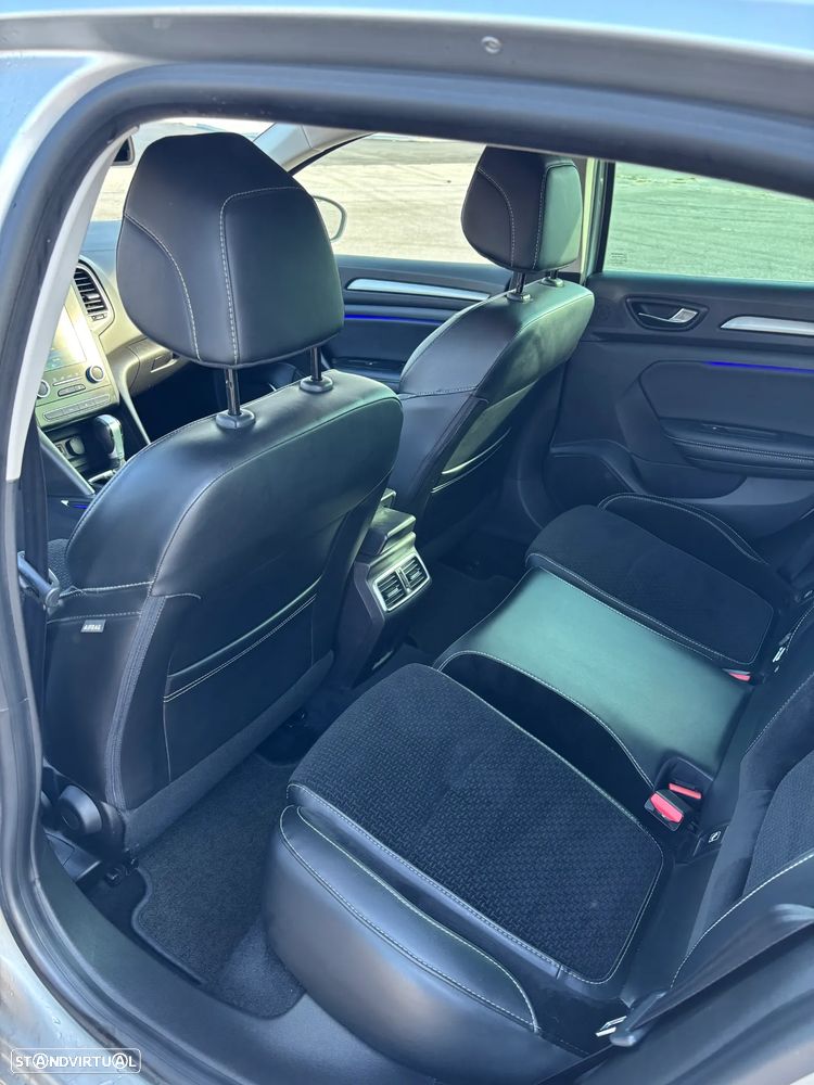 Renault Mégane 1.5 dCi GT Line EDC J18 - 16
