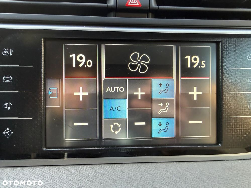Citroën C4 Picasso BlueHDi 150 EAT6 Business Class - 17