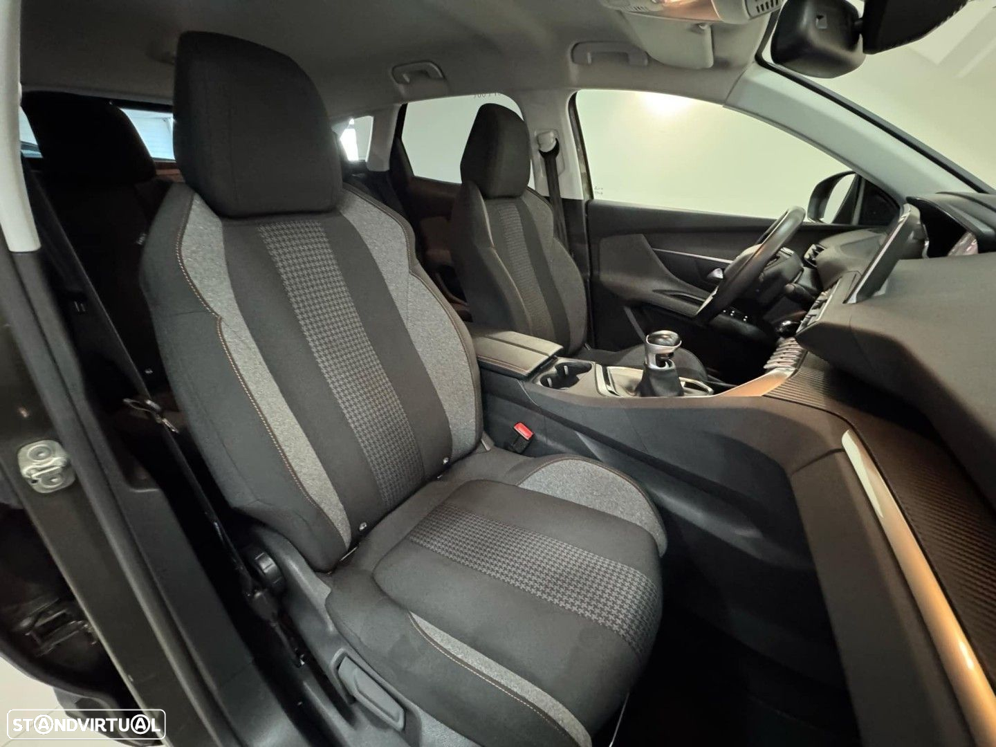 Peugeot 3008 1.5 BlueHDi Active - 10