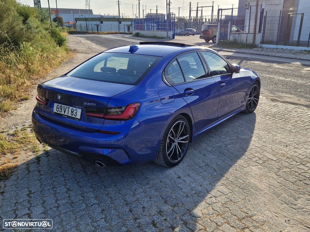 BMW 330 i Pack M Auto - 10