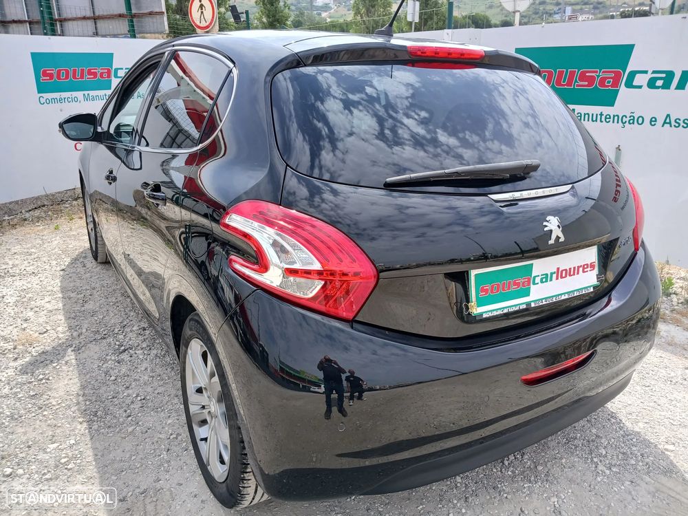 Peugeot 208 1.2 VTi Allure - 11