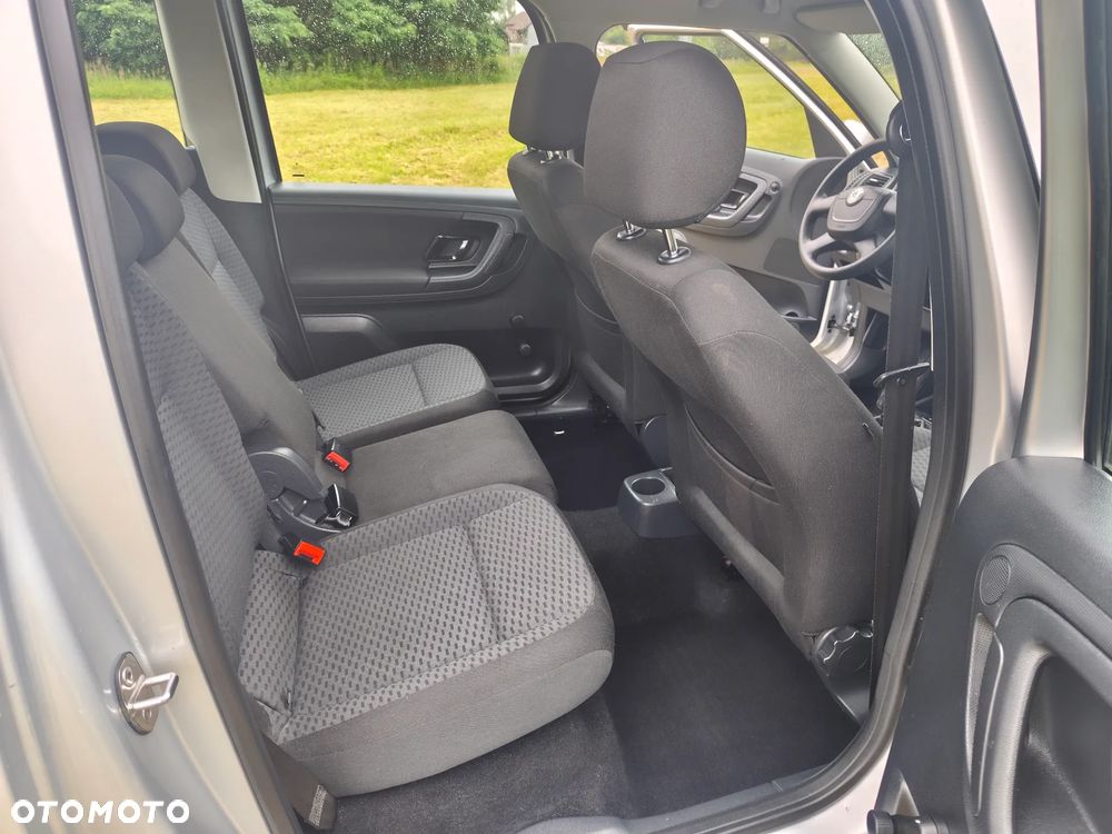 Skoda Roomster 1.6 TDI DPF FAMILY - 19