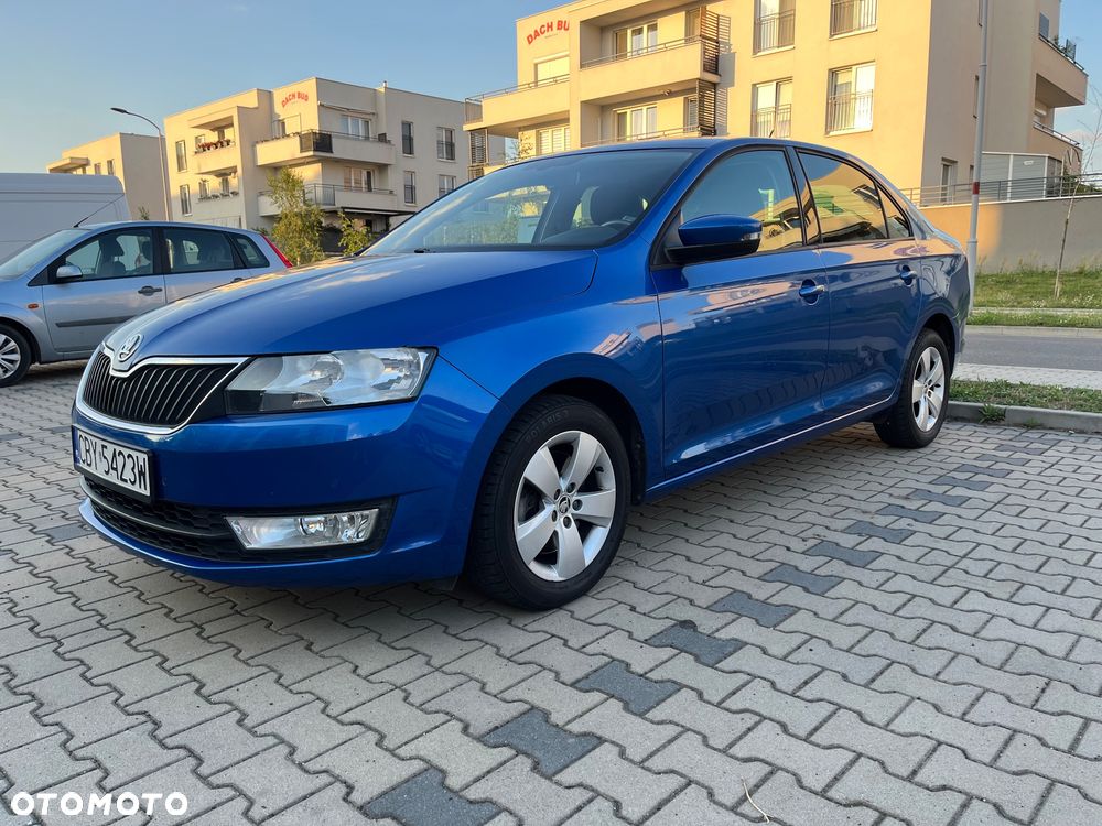 Skoda RAPID 1.2 TSI Style - 17