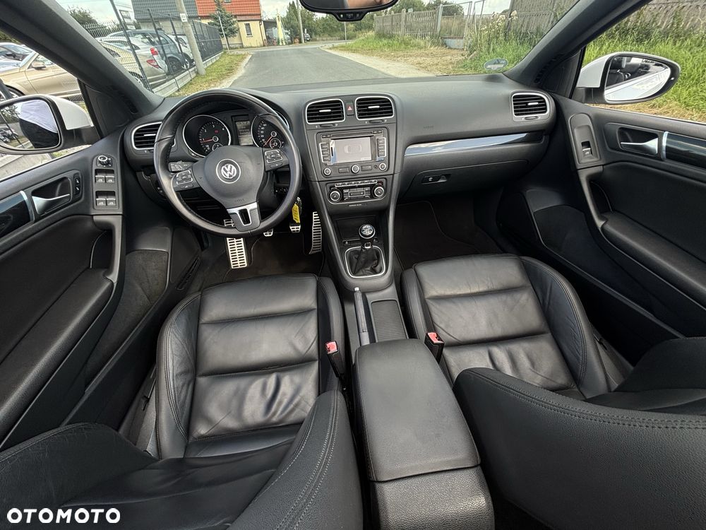 Volkswagen Golf - 8