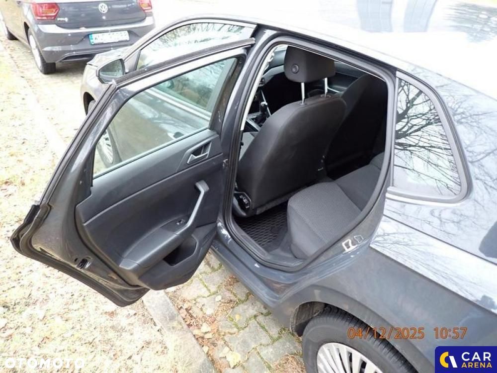 Volkswagen Polo - 16
