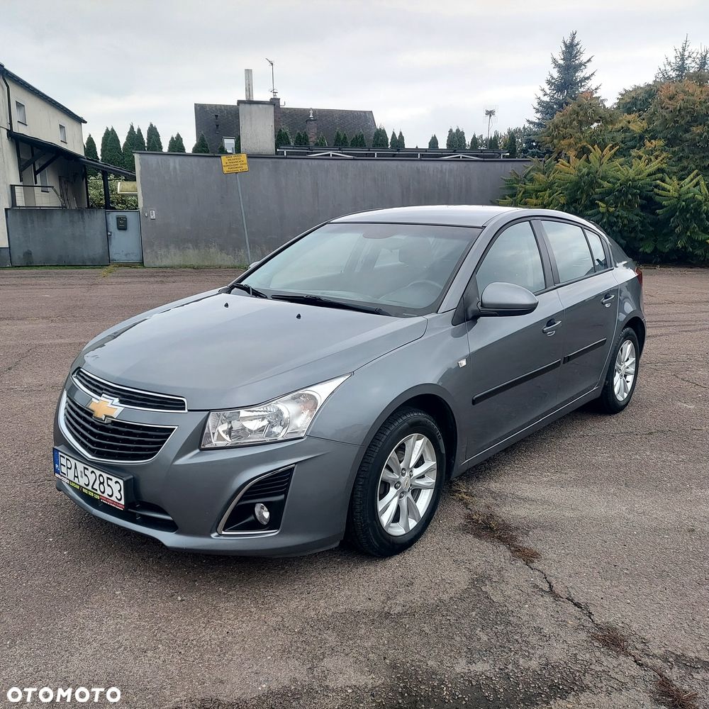 Chevrolet Cruze 1.6 LT+ - 1