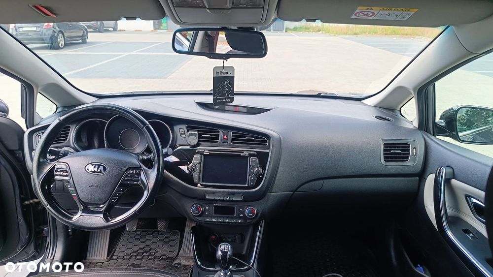 Kia Ceed 1.6 CRDi L - 6