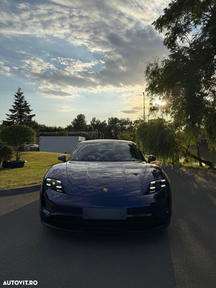 Porsche Taycan - 2