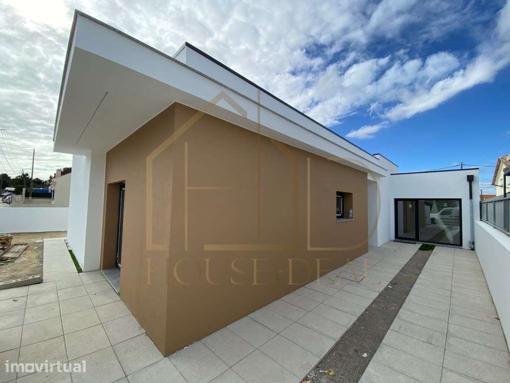 Moradia Térrea Isolada T3 | O Refúgio Perfeito de Tranquilidade e P... - Grande imagem: 5/22