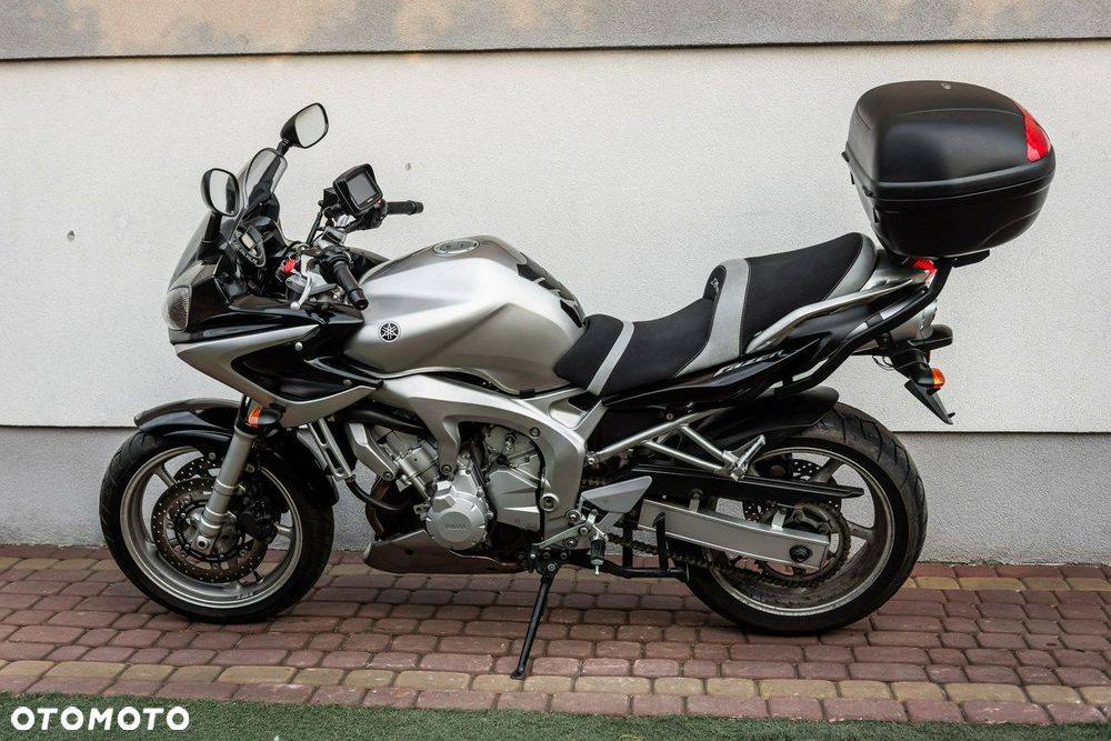 Yamaha FZ - 5