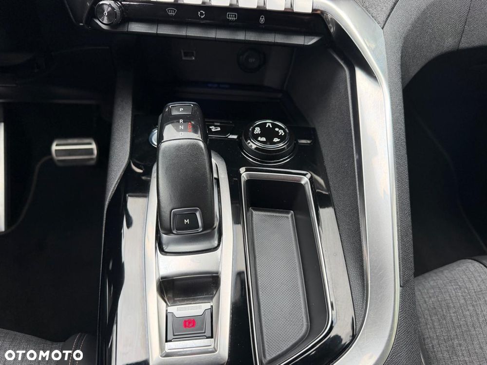 Peugeot 3008 BlueHDi 180 Stop & Start EAT8 GT - 28