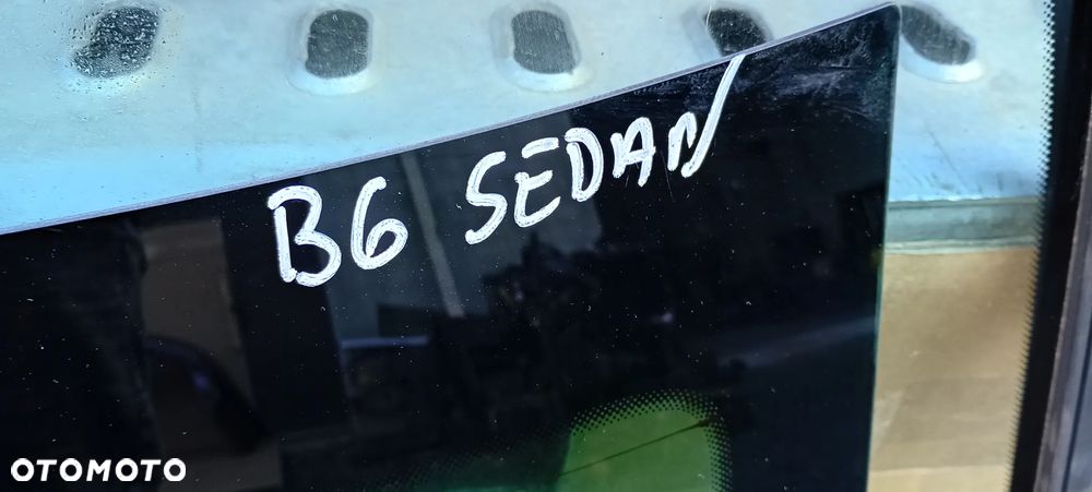 Szyba karoseryjna tył tylna VW Passat B6 Sedan - 6