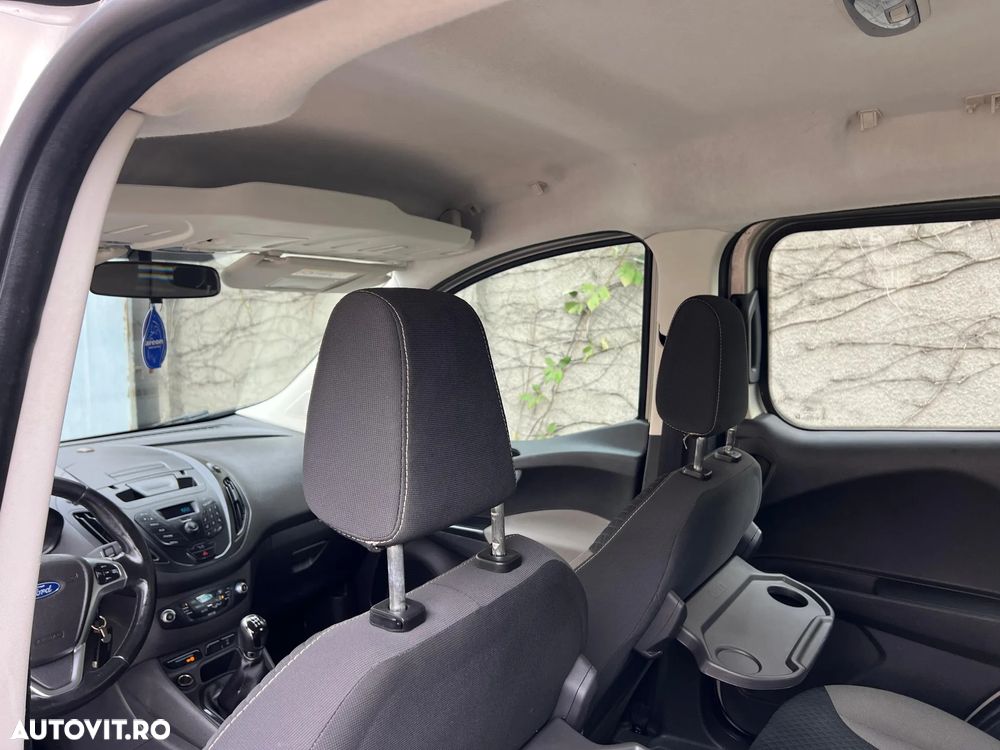 Ford Tourneo Courier 1.0 EcoBoost Trend - 9