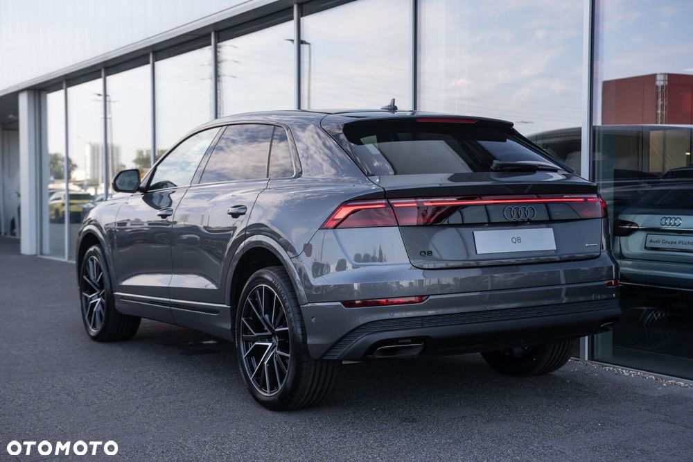 Audi Q8 - 4