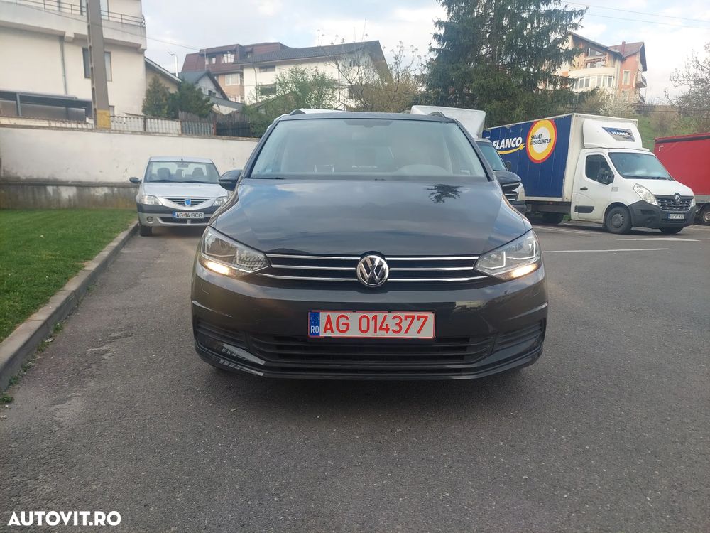 Volkswagen Touran - 3